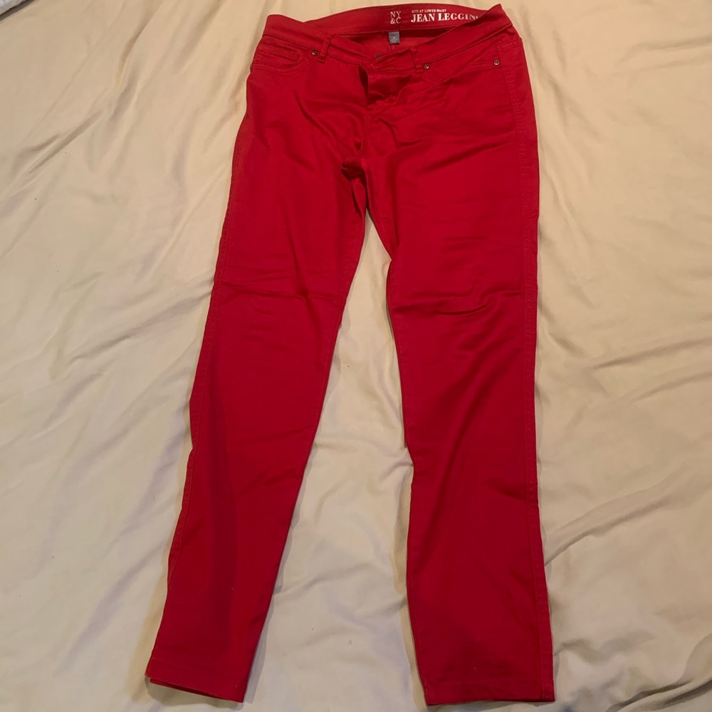 Red skinny jeans